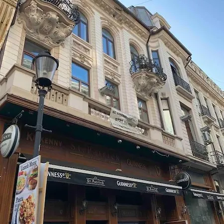 Royal Group Old Apartment Bucharest
