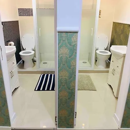Daire Royal Group Old Bükreş